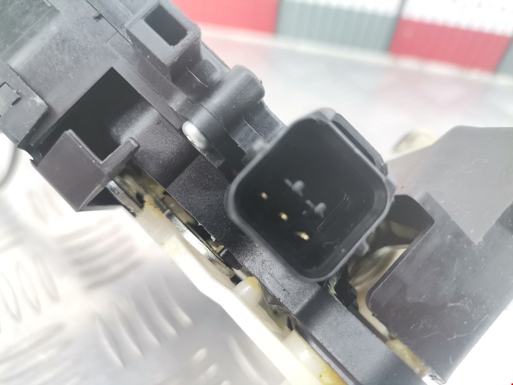 Замок двери задней левой MITSUBISHI Outlander XL 2006-2012