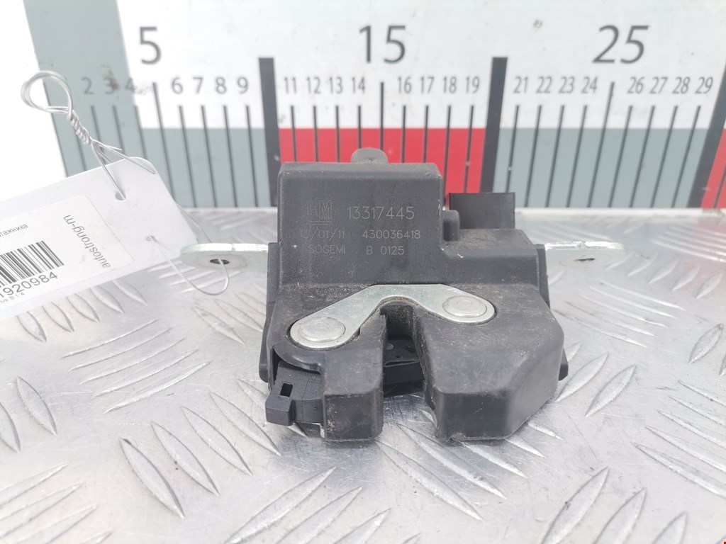 Замок багажника (крышки двери) OPEL Meriva B 2010-2018