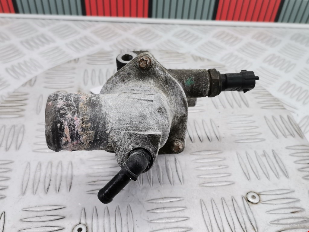 Корпус термостата OPEL Corsa C 2000-2006