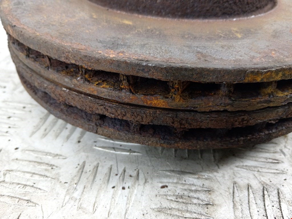 Диск тормозной передний OPEL Zafira B 2005-2012