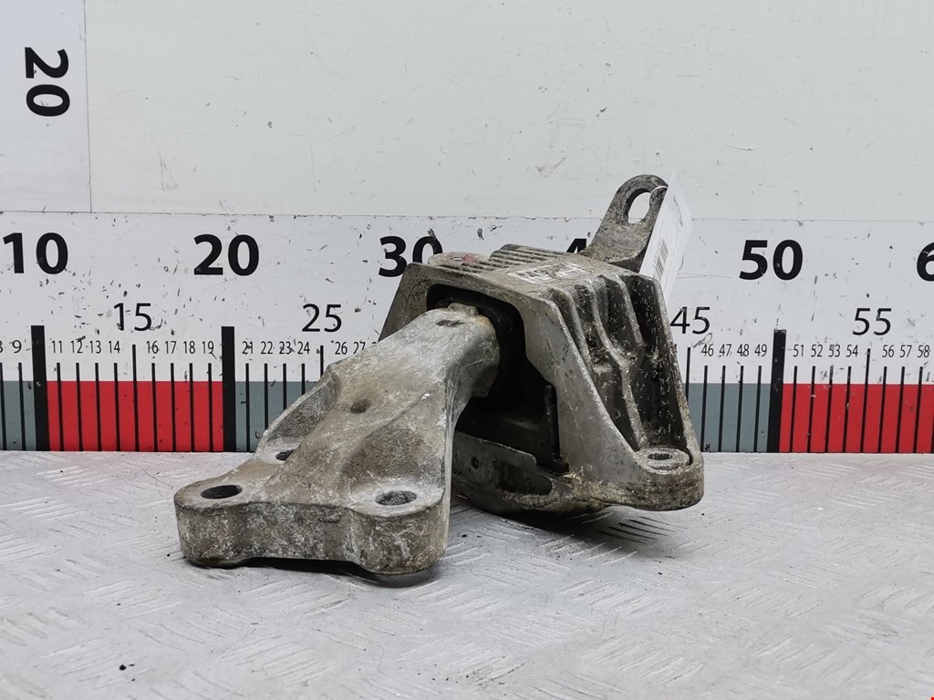 Подушка (опора) крепления двигателя Opel Astra J (2009-2018)