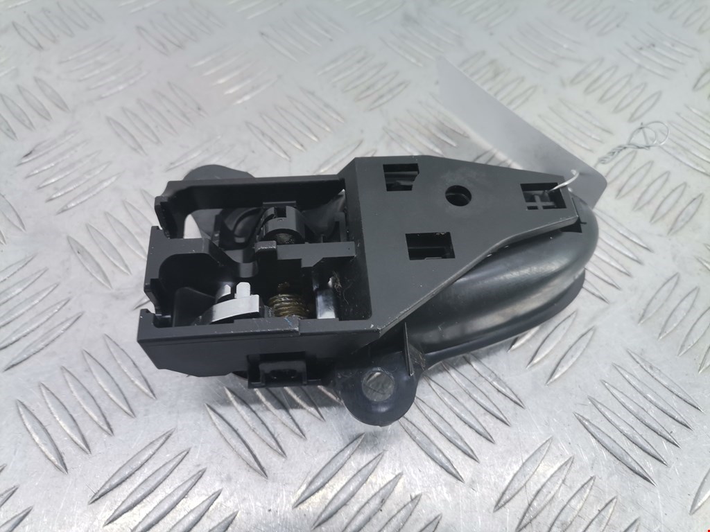 Ручка дверная передняя внутренняя правая TOYOTA RAV 4 XA30 2006-2012