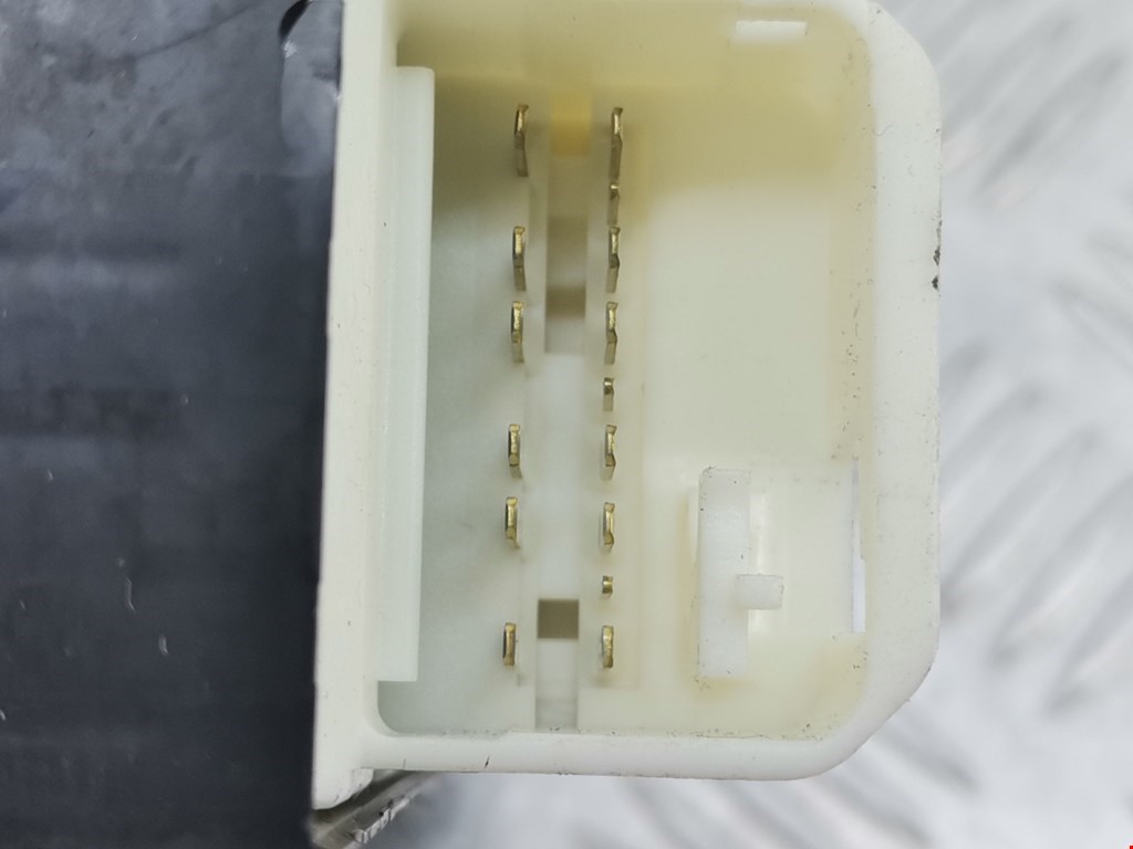 Блок управления стеклоподъемниками TOYOTA RAV 4 XA30 2006-2012