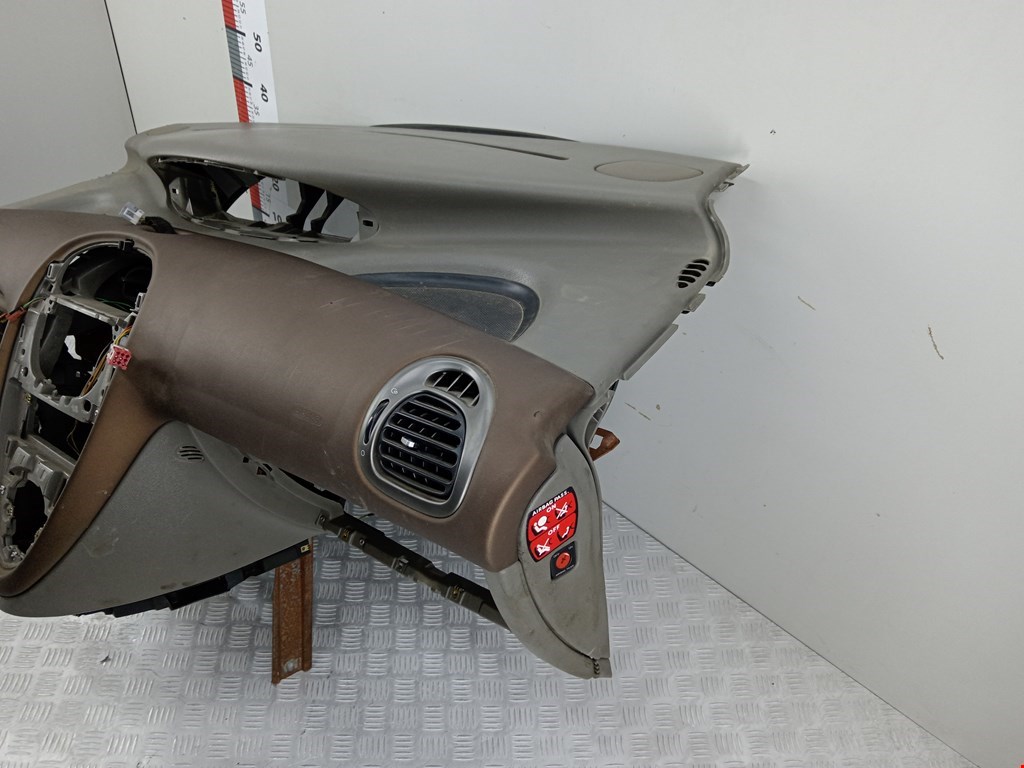 Торпедо CITROEN Xsara Picasso 1999-2012