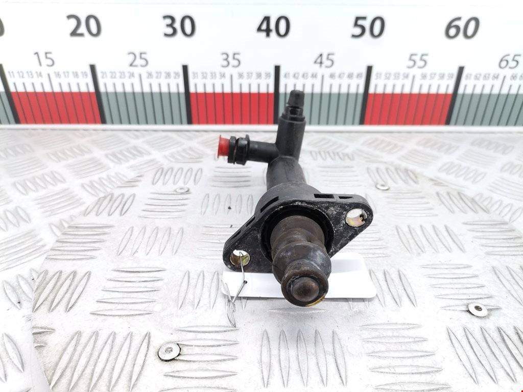 Цилиндр сцепления рабочий VOLKSWAGEN Polo IV 2001-2009