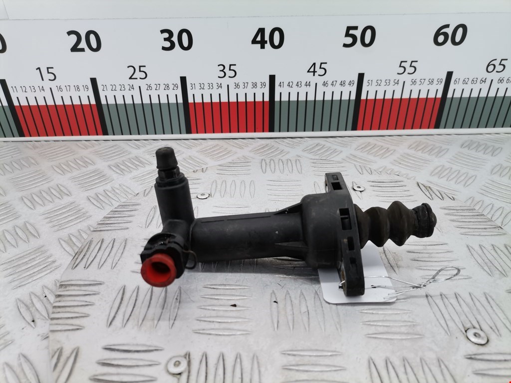 Цилиндр сцепления рабочий VOLKSWAGEN Polo IV 2001-2009