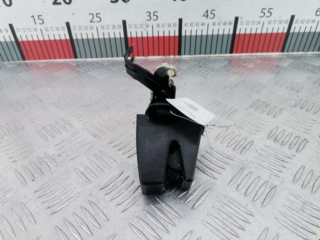 Замок двери распашной левой Volkswagen Caddy 3 (2004-2015)