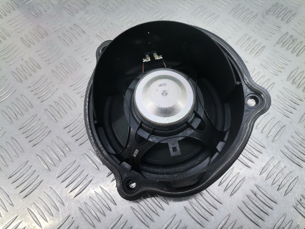 Динамик MERCEDES-BENZ CLS-Class C219 2004-2010