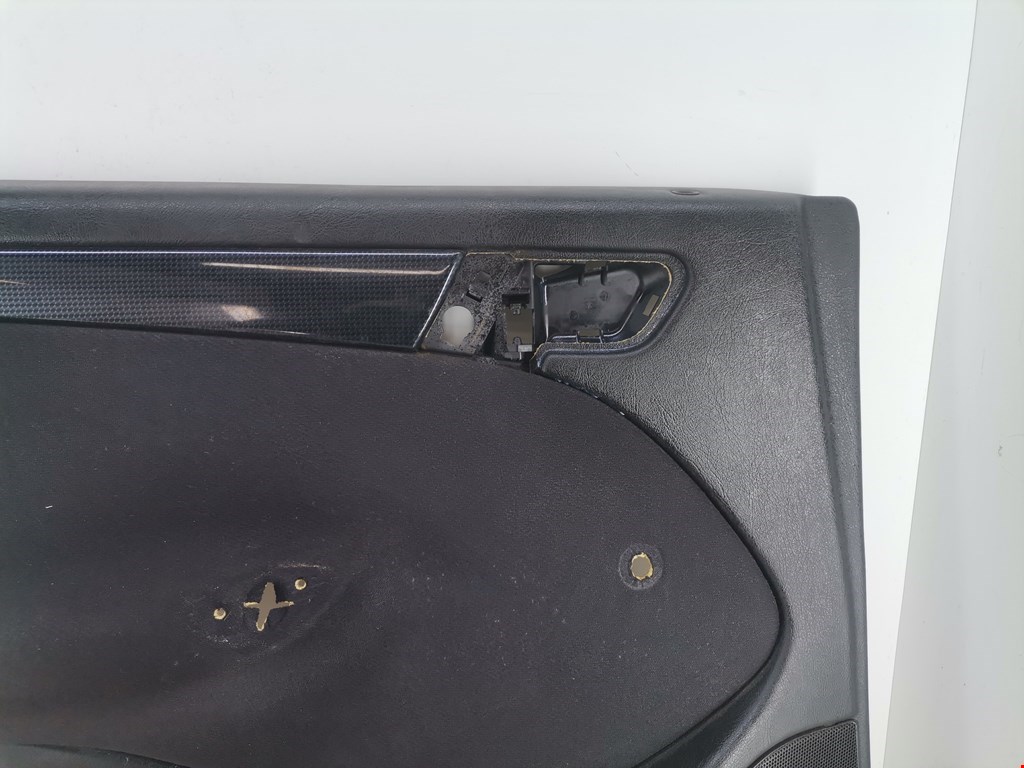 Обшивка двери задняя левая MERCEDES-BENZ C-Class C-klasse W202 1993-2000