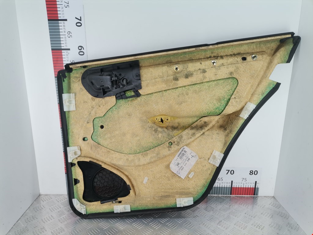 Обшивка двери задняя левая MERCEDES-BENZ C-Class C-klasse W202 1993-2000