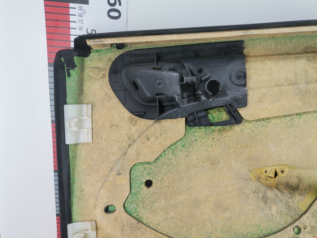 Обшивка двери задняя левая MERCEDES-BENZ C-Class C-klasse W202 1993-2000