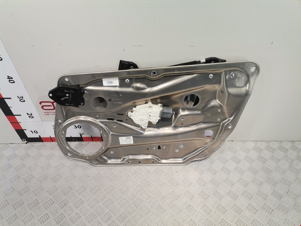 Стеклоподъемник передний правый MERCEDES-BENZ C-Class C-klasse W204 2007-2015