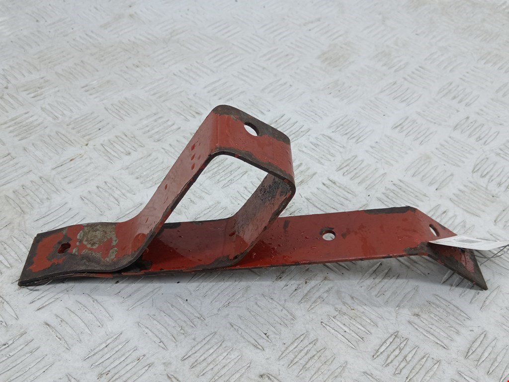 Кронштейн (крепление) переднего бампера левый Iveco Daily 3 (1999-2006)