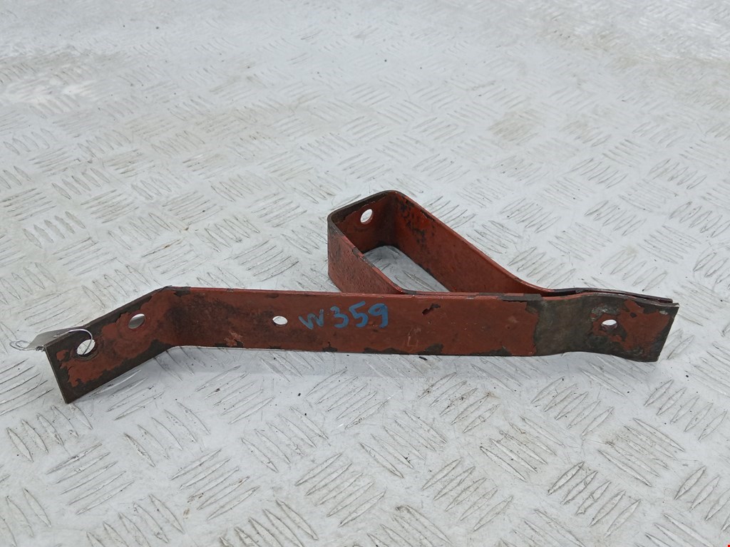 Кронштейн переднего бампера левый IVECO Daily III 1999-2006