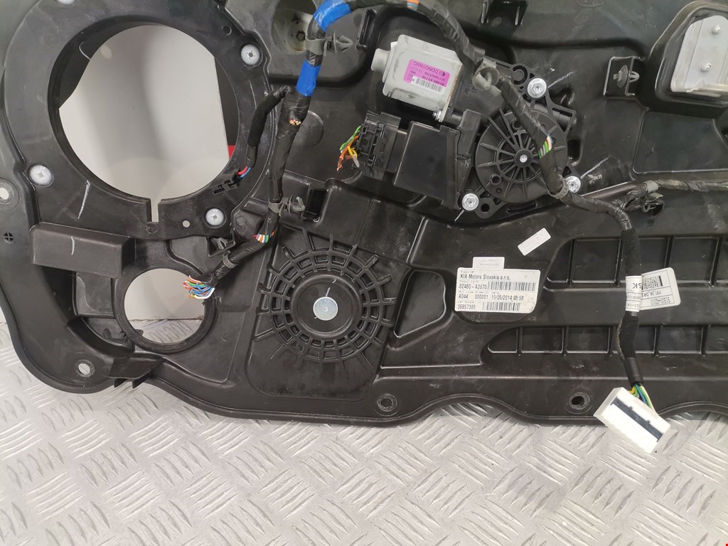 Стеклоподъемник передний правый KIA Cee'd II 2012-2018