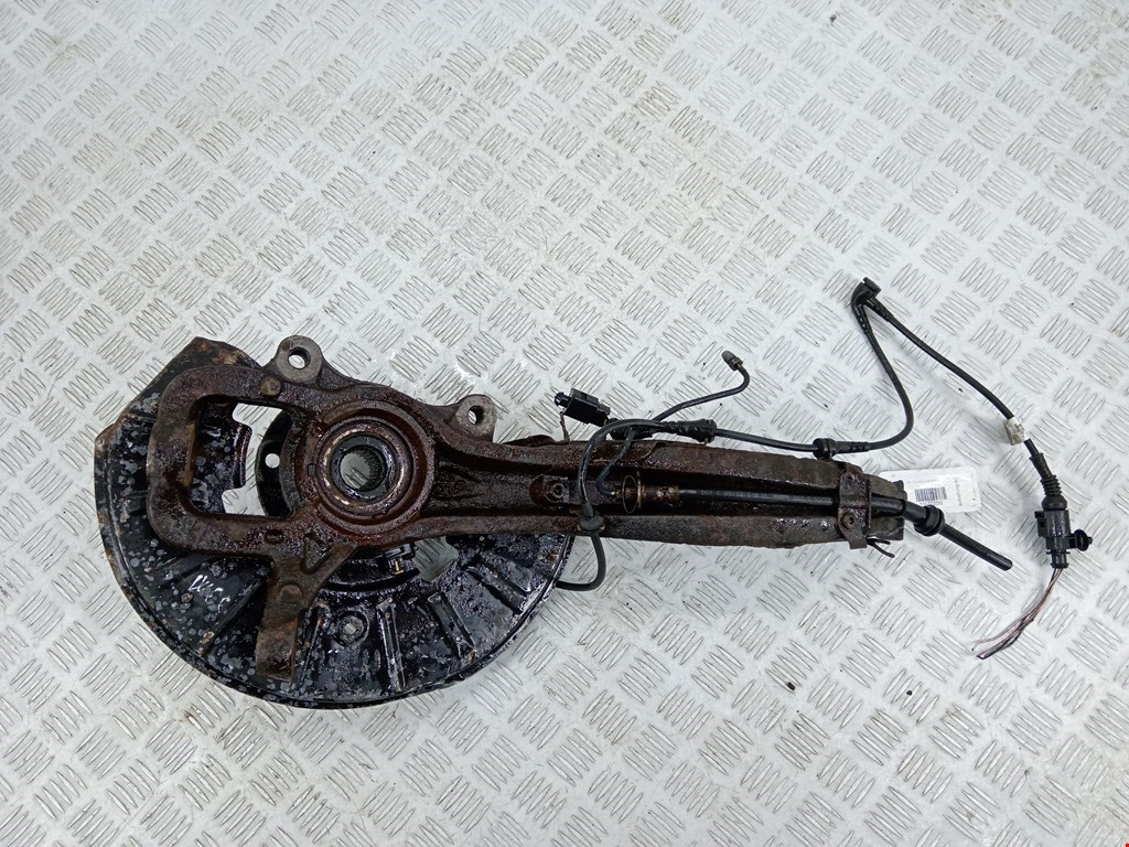 Ступица передняя правая VOLKSWAGEN Touareg 2010-2018