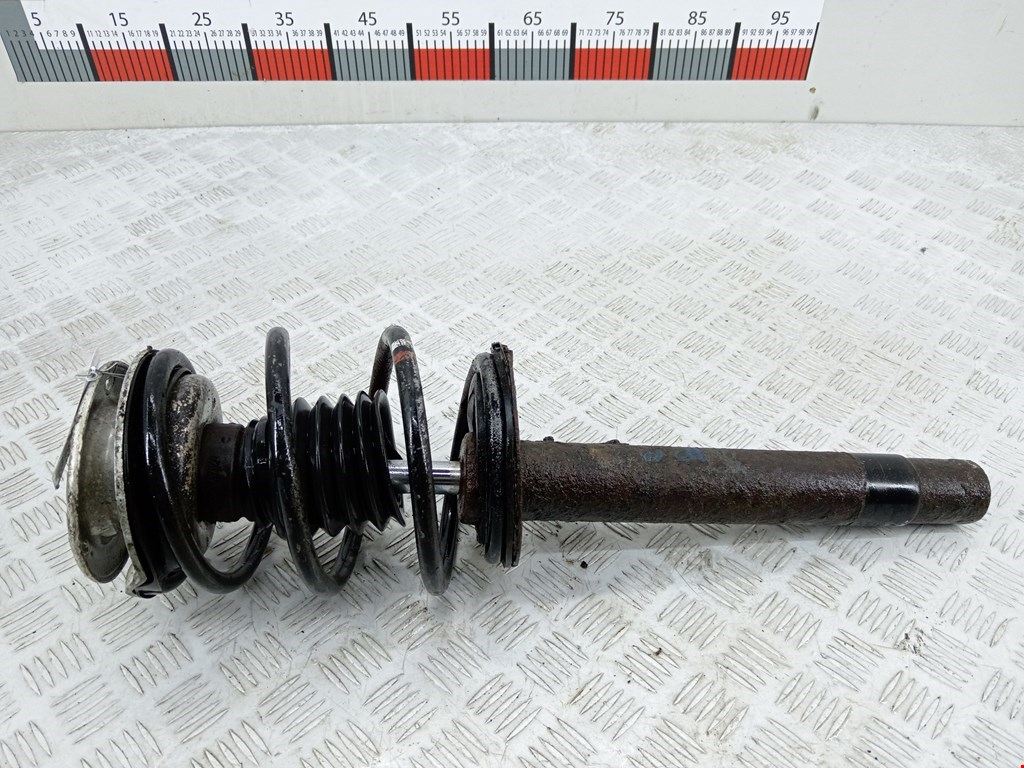 Стойка амортизатора переднего левого BMW 3-Series (E46) (1998-2007)