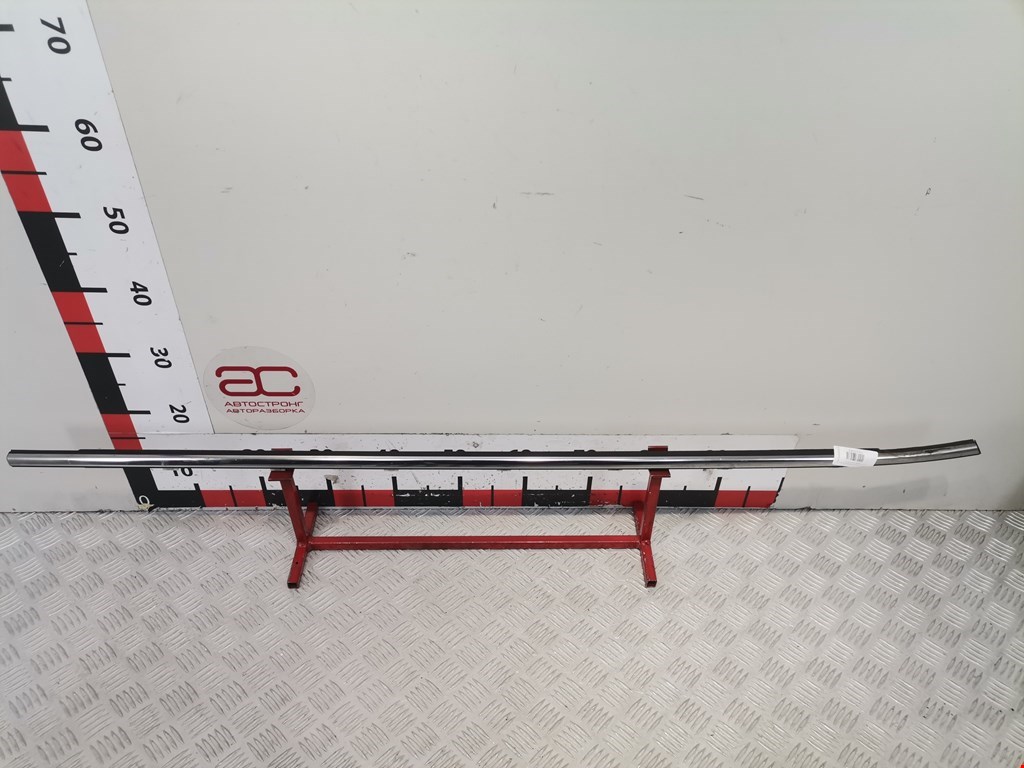 Накладка декоративная (молдинг) стекла двери передней правой Kia Ceed 2 (JD) (2012-2018)