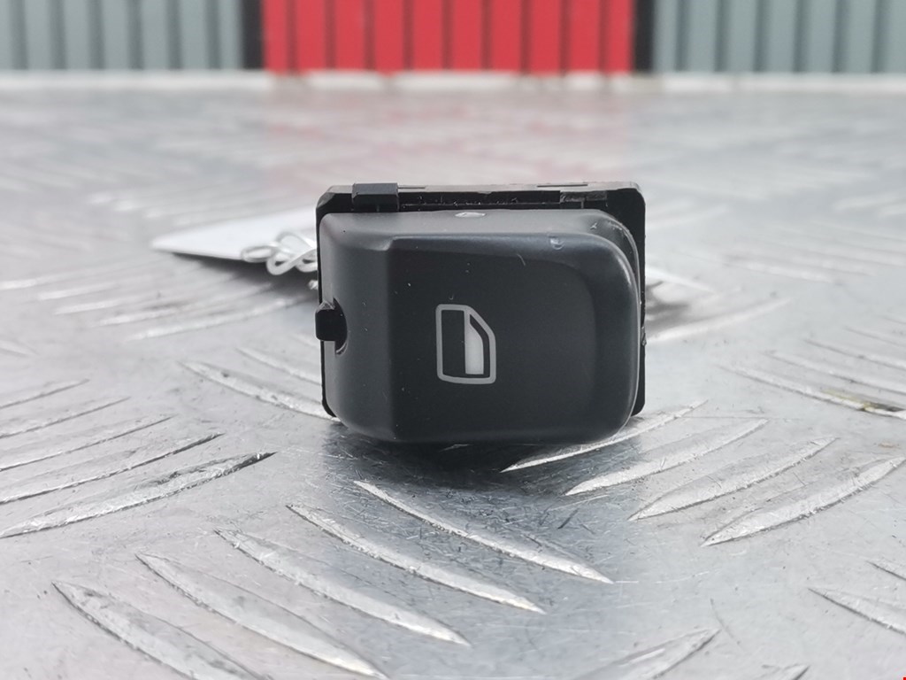 Кнопка стеклоподъемника AUDI A4 B8 2007-2015