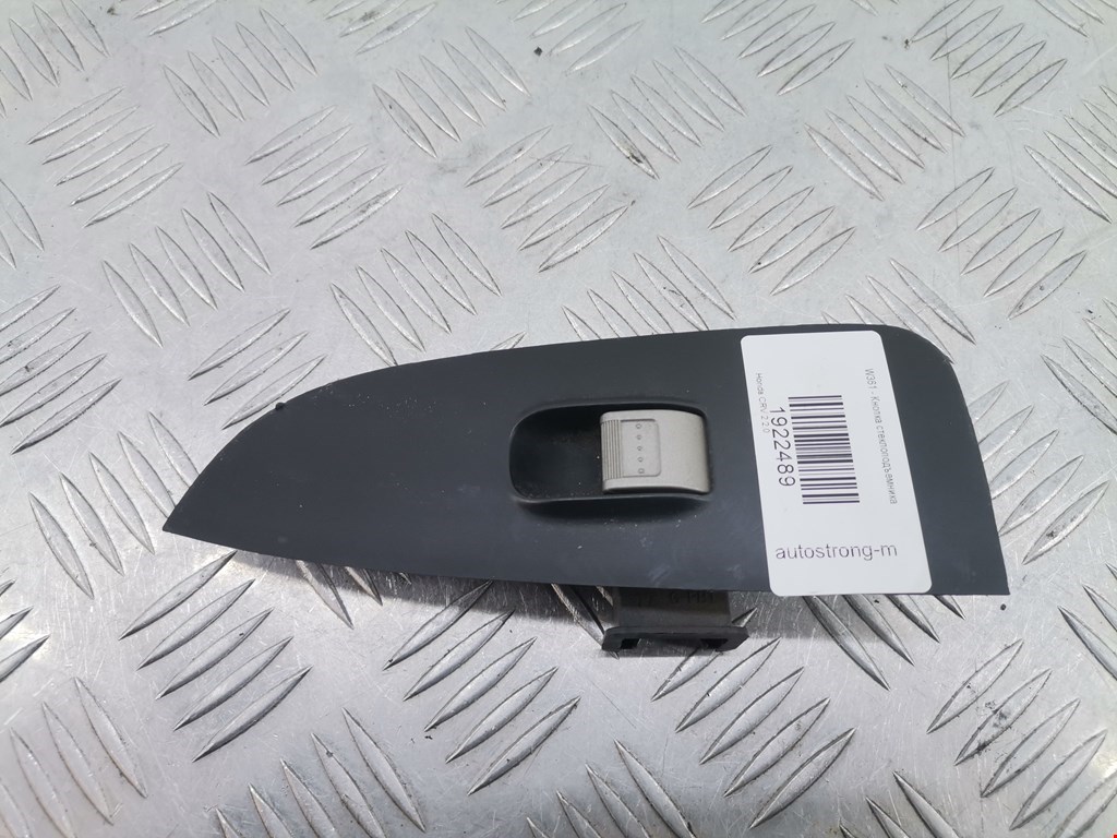 Кнопка стеклоподъемника HONDA CR-V II 2002-2007