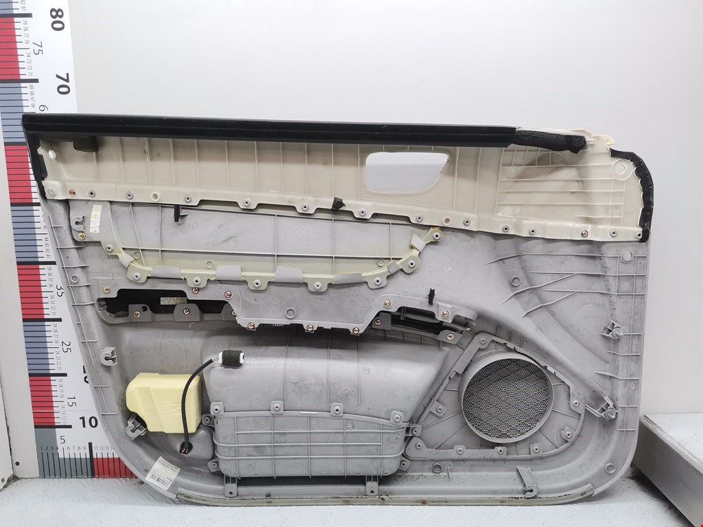 Обшивка двери передняя правая HYUNDAI Sonata V NF 2004-2010