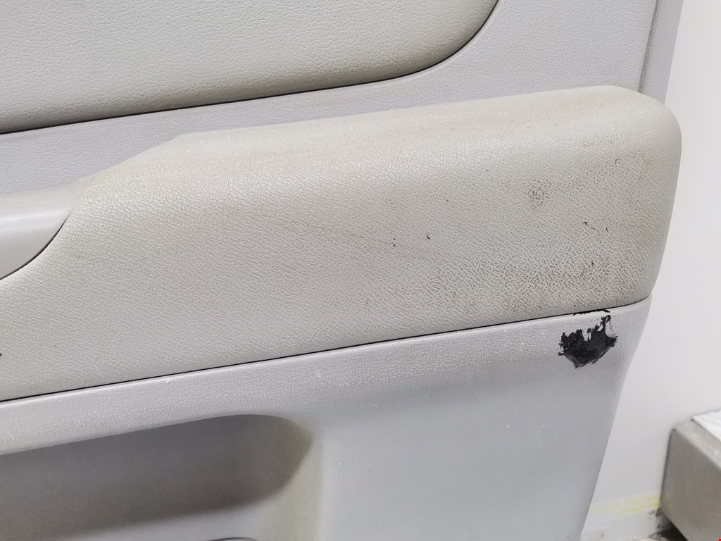 Обшивка двери передняя правая HYUNDAI Sonata V NF 2004-2010