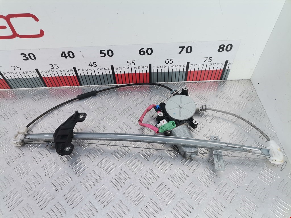 Стеклоподъемник задний левый HONDA CR-V II 2002-2007