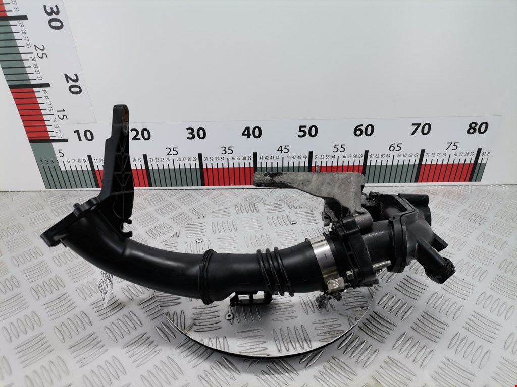 Патрубок интеркулера FORD C-MAX 2010-2019