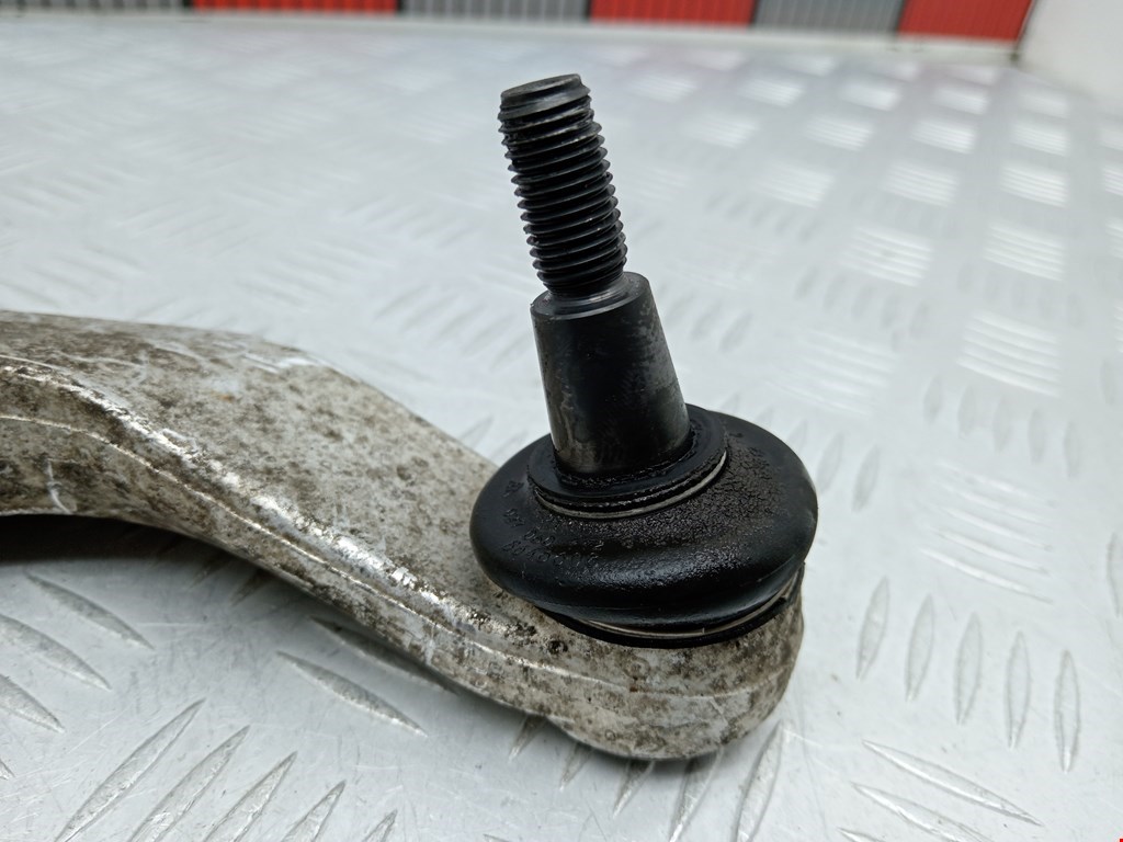 Рычаг передний правый AUDI A4 B6 2001-2005