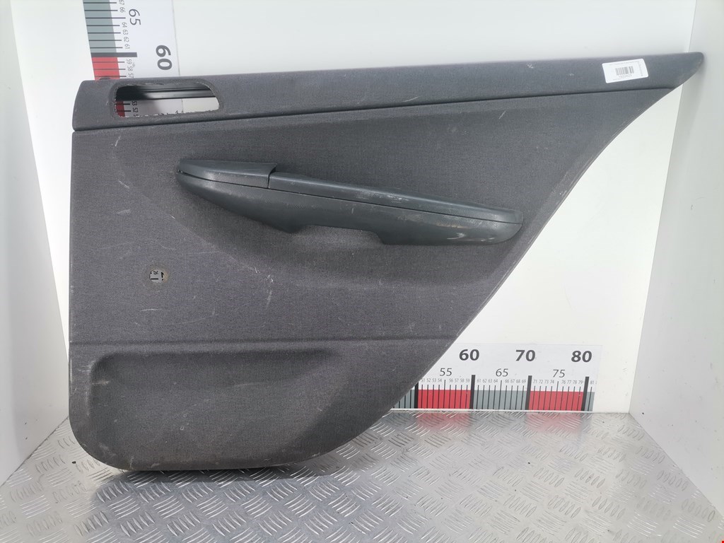Обшивка (карта) двери задней правой Skoda Fabia 1 (1999-2007)