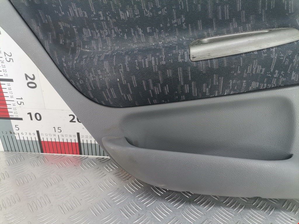 Обшивка двери задняя левая RENAULT Megane I 1996-2002