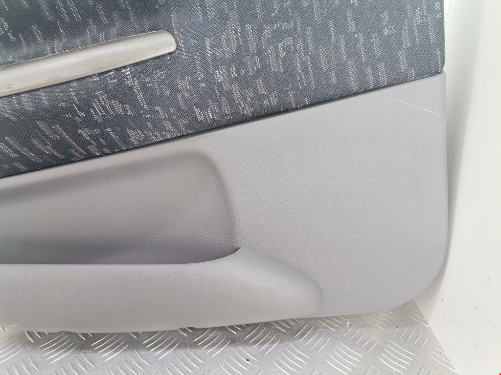 Обшивка двери задняя левая RENAULT Megane I 1996-2002