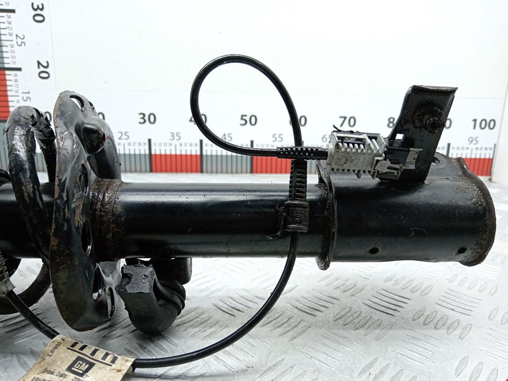 Амортизатор передний левый OPEL Astra H/Family 2004-2015