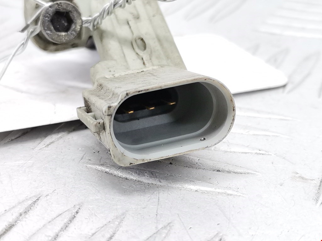 Датчик положения коленвала VOLKSWAGEN Transporter T5 2003-2015