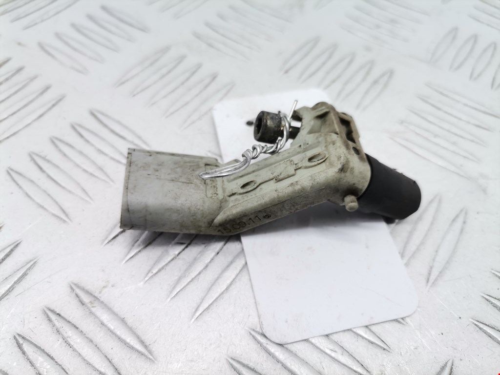 Датчик положения коленвала VOLKSWAGEN Transporter T5 2003-2015