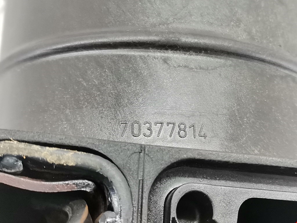 Корпус масляного фильтра SKODA Rapid 2012-2020