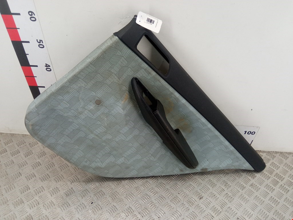 Обшивка (карта) двери задней правой Skoda Fabia 1 (1999-2007)