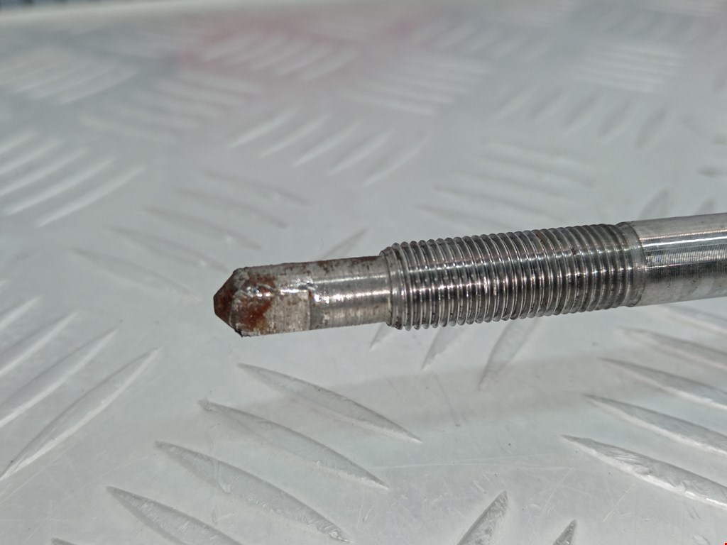 Амортизатор передний левый MERCEDES-BENZ C-Class C-klasse W202 1993-2000