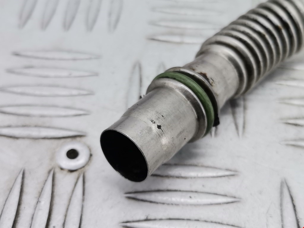 Трубка нагнетателя VOLKSWAGEN Passat B5 1997-2005