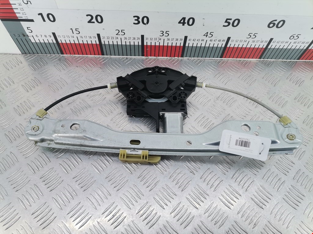 Стеклоподъемник задний левый VOLVO V60 2010-2018