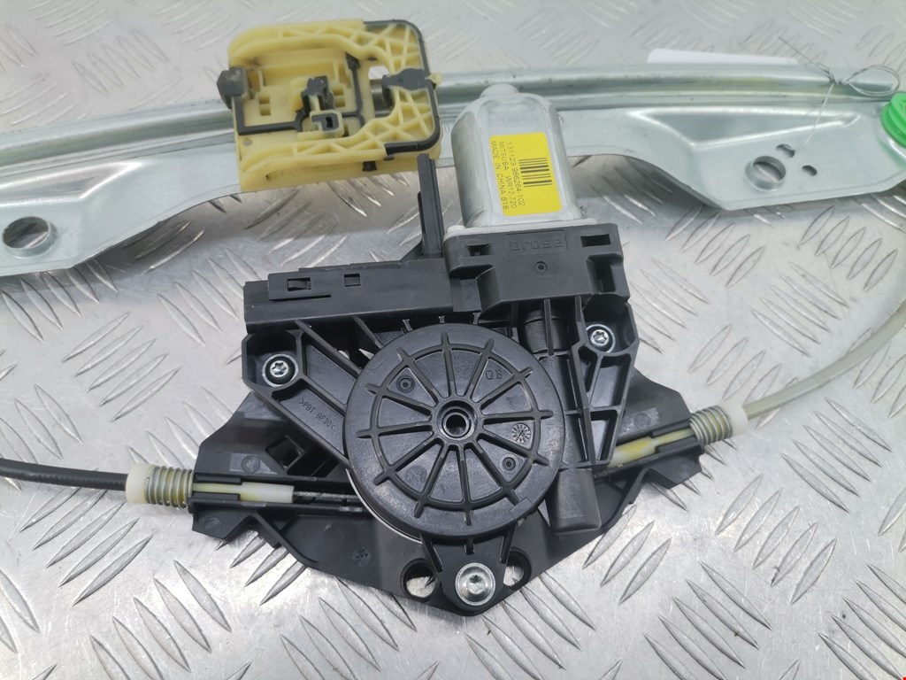 Стеклоподъемник задний левый VOLVO V60 2010-2018