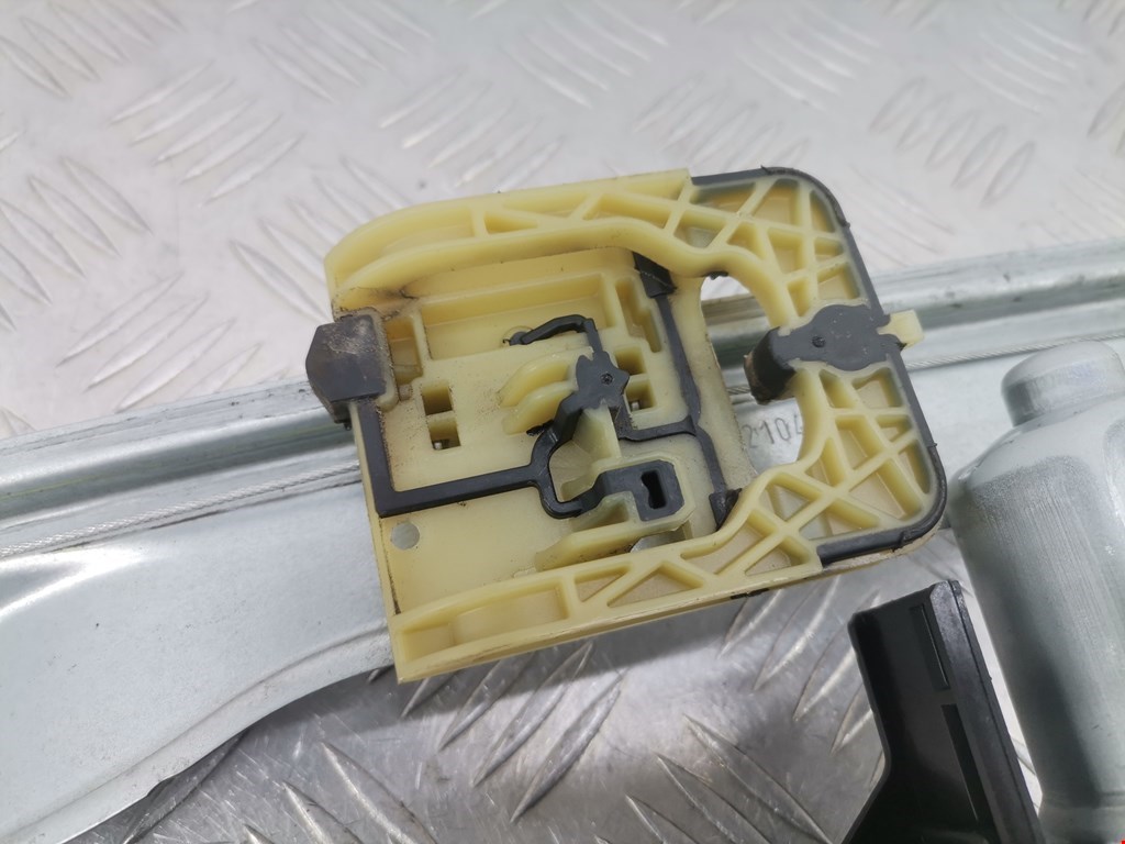 Стеклоподъемник задний левый VOLVO V60 2010-2018