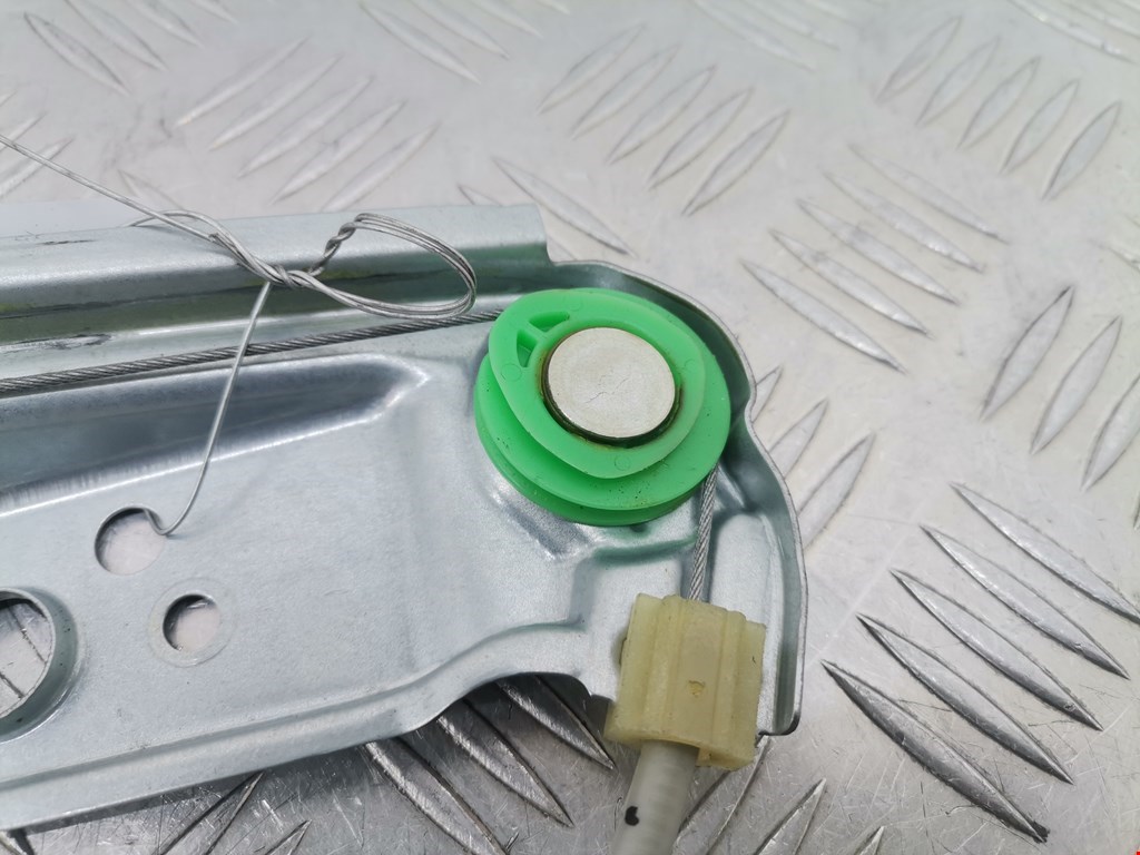 Стеклоподъемник задний левый VOLVO V60 2010-2018