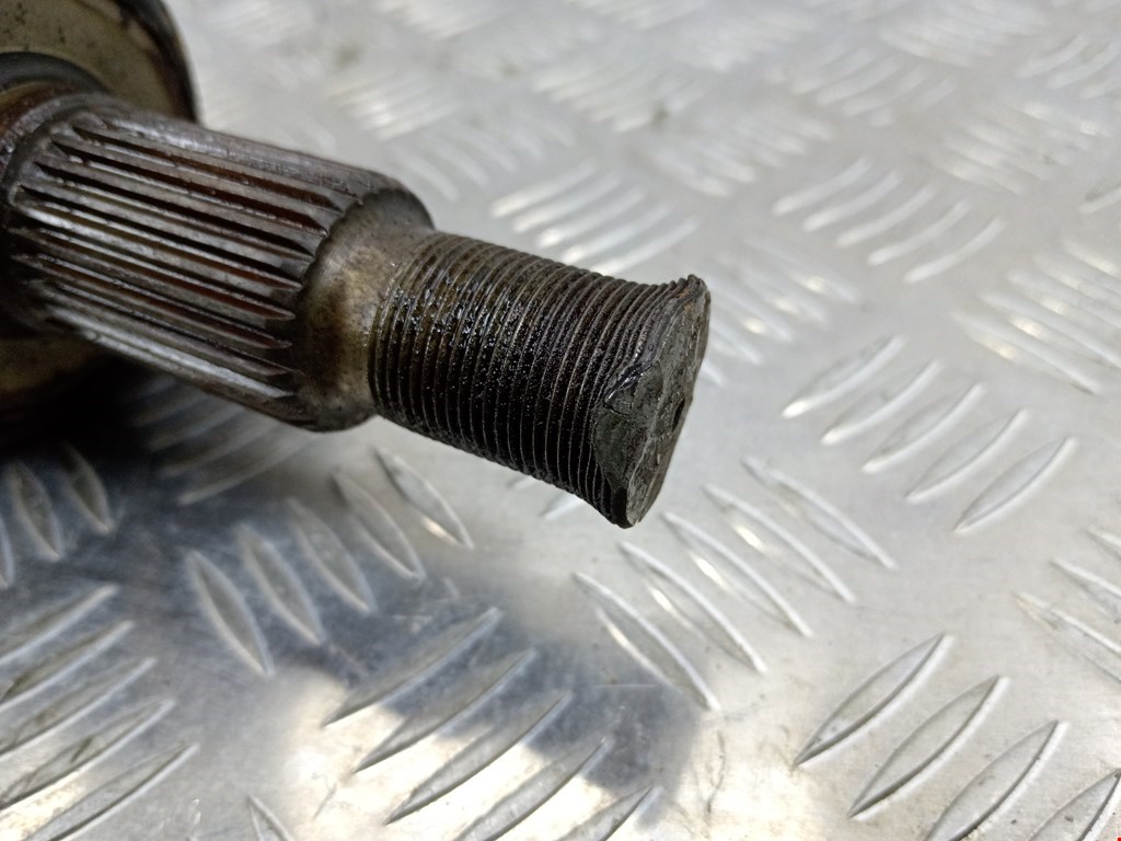 Полуось (привод, приводной вал) задняя левая PORSCHE Cayenne 955/957 2002-2010