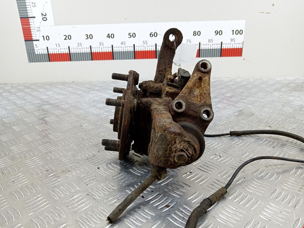 Ступица передняя правая MITSUBISHI L200 KB 2006-2015