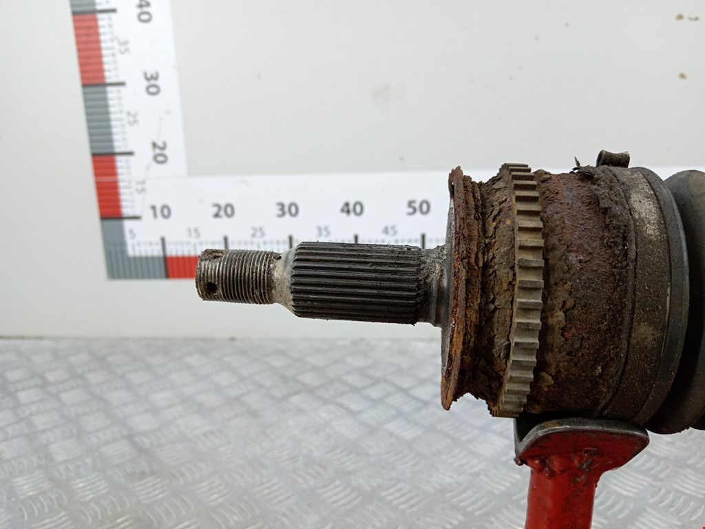 Полуось (привод, приводной вал) передняя правая MITSUBISHI L200 KB 2006-2015