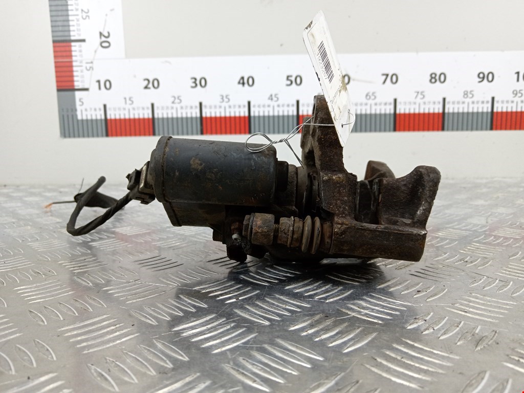 Суппорт задний левый VOLKSWAGEN Passat B6 2005-2011