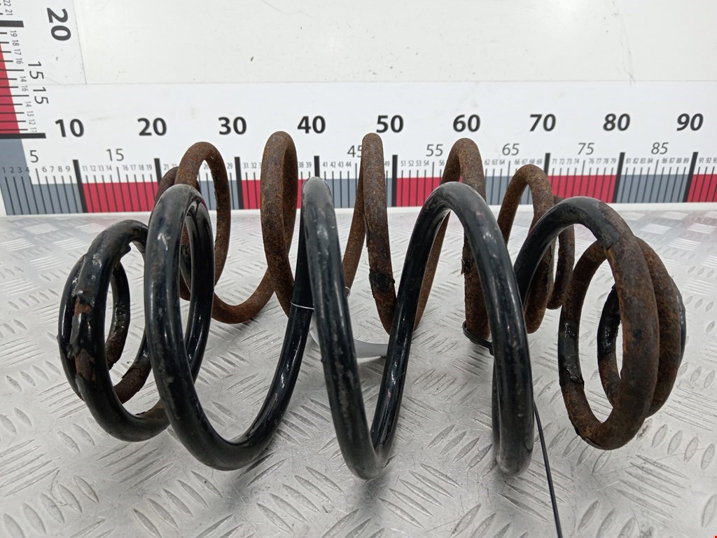 Пружина задняя левая/правая OPEL Zafira B 2005-2012