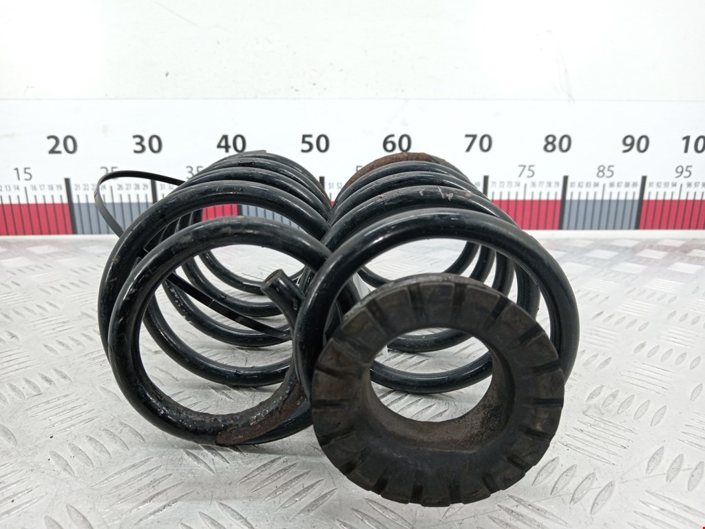 Пружина задняя левая/правая OPEL Corsa D 2006-2014