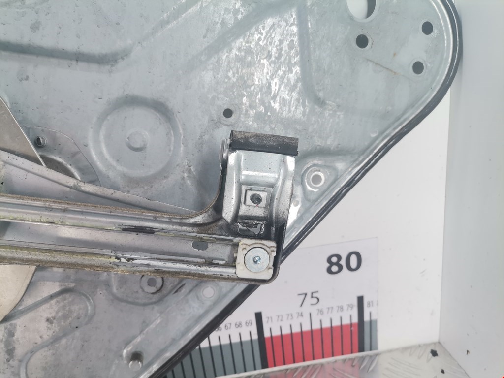 Стеклоподъемник задний левый FORD C-MAX 2003-2010